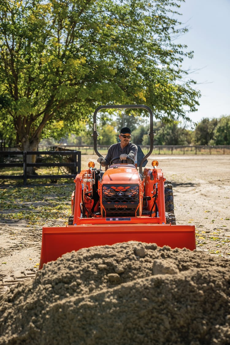 Kubota L3902DT Package