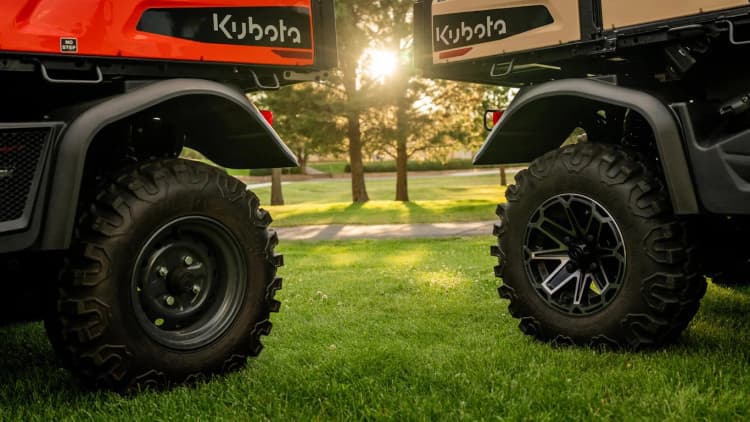 Strong, Durable HDMP and Alloy Wheels Strong, Durable HDMP and Alloy Wheels